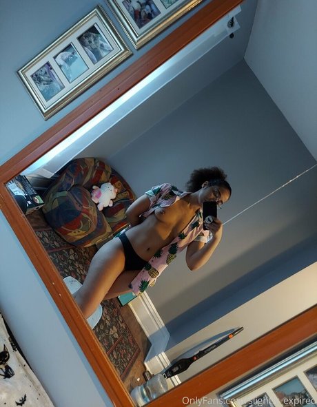 Slightly Expired nudes pornstar pic