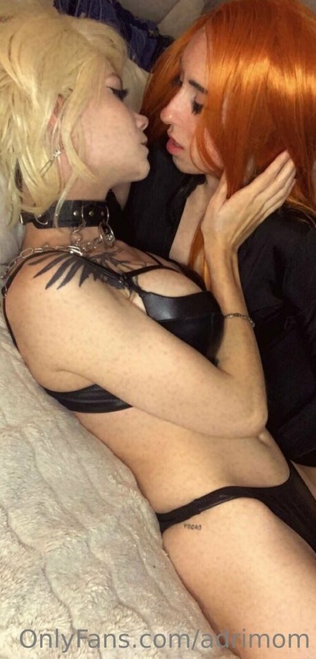 adrimom sexy actress pics