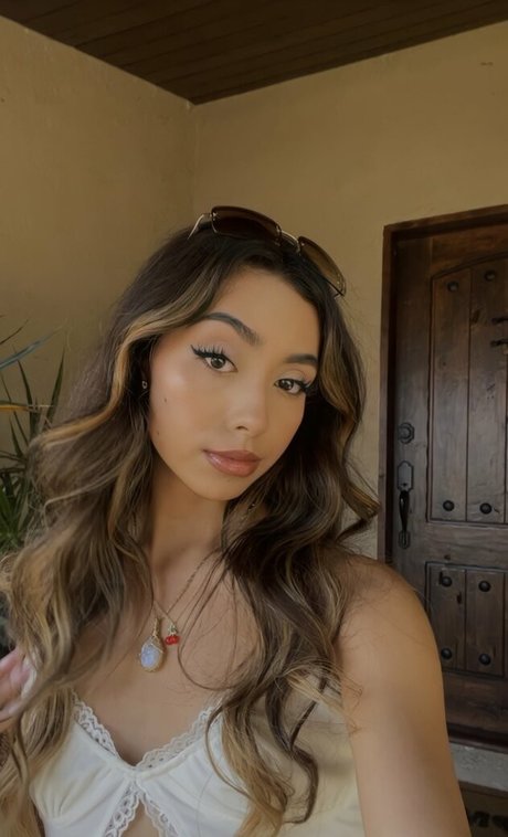 aashleygiselle nice model gallery