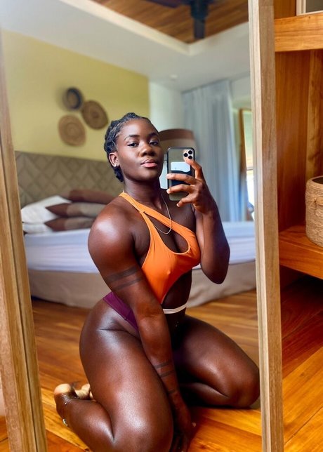 Bina colada_ exclusive star pics