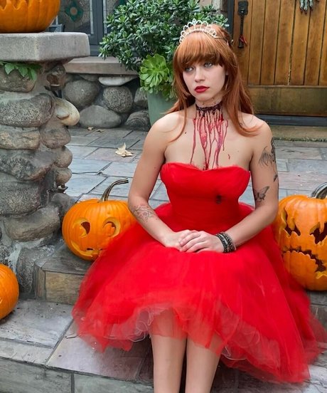 Sophia Tatum top actress pictures