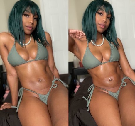 Violetcosplay pornstar naked photo