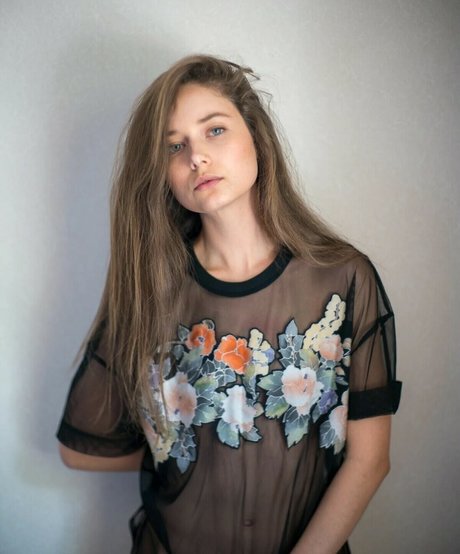 Cait Del Mar art pornstar galleries