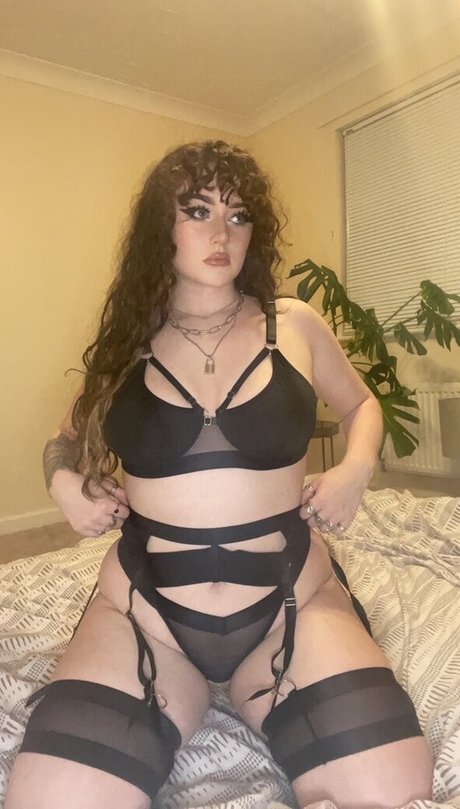 HeckSnekx sexy actress galleries