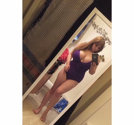 Emaliehall pornstar hd pics