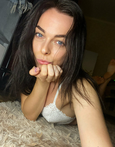 asian blonde onlyfans erotic images