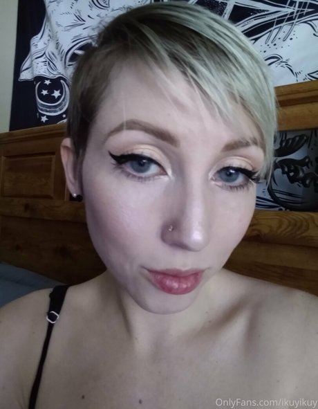 ikuyikuy top star gallery