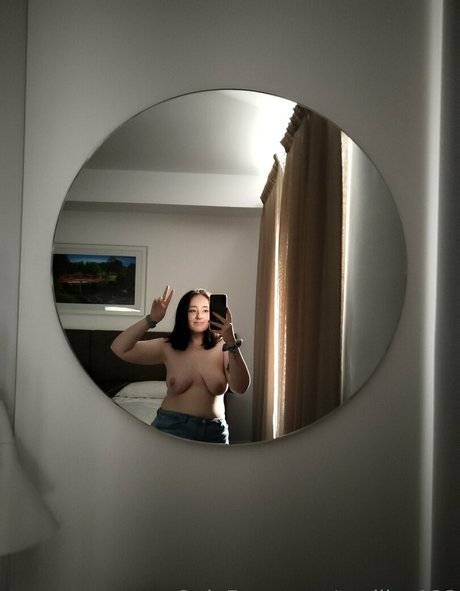 emilia 123 pornstar nice img