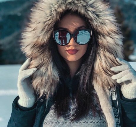 down onlyfans hot naked image