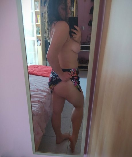 mordacia nudes star picture