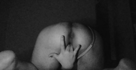 mordacia model art pictures