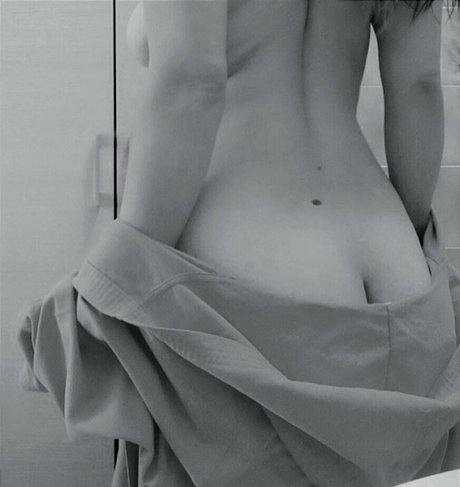 mordacia beautiful pornstar img