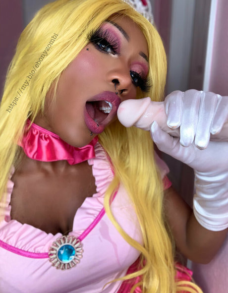 noirekittenfree erotic pornstar pics