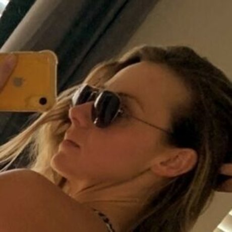 kellygee pornstar adult archive