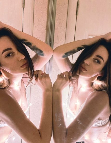 anyalove2 model pornographic pics