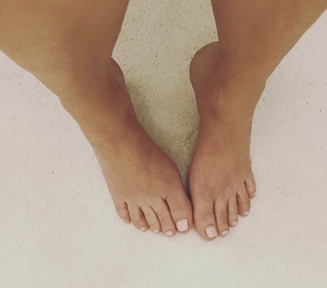 spicygingercheeks2 nudes star image