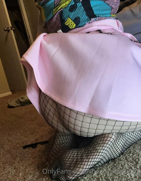 thecoyotetheory model nice image