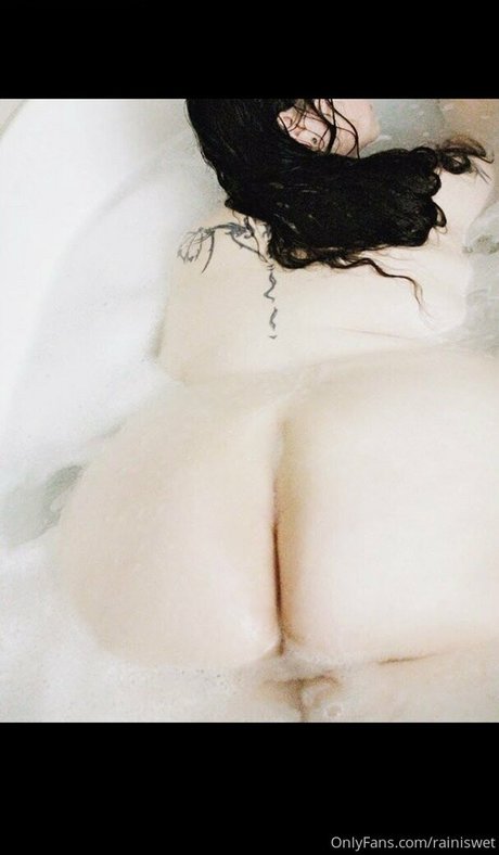 RainIsWet nudes actress pictures