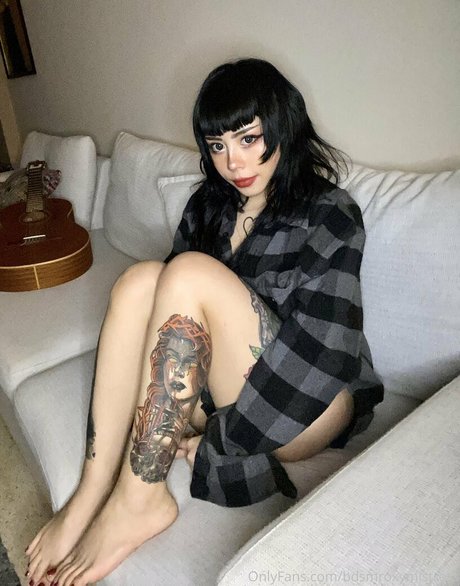 bdsmroxymistress sexy star pics